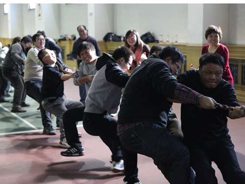 基康公司隆重召開2012年度總結(jié)暨先進表彰大會3-1.png